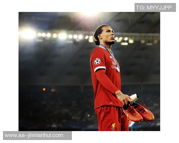 英超专家组裁定范戴克进球被吹为误判引发持续争议