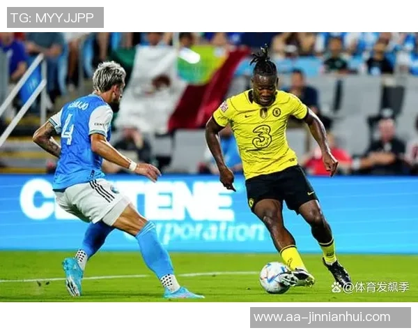 斯特林无球可踢与小学生共训蓝军计划已将其排除在外