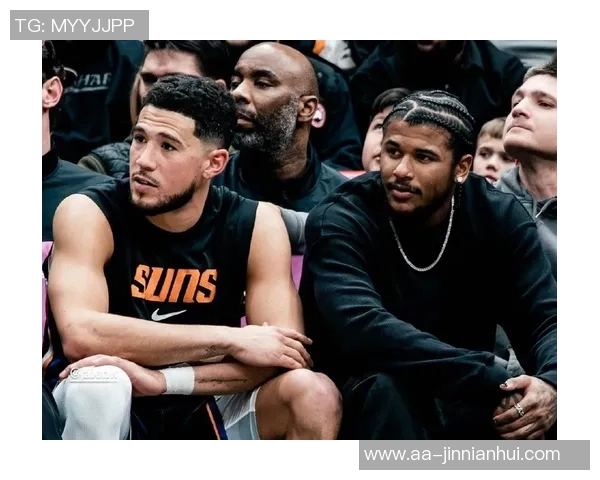 布克谈杰伦格林复出期待：为他感到高兴并理解他的渴望